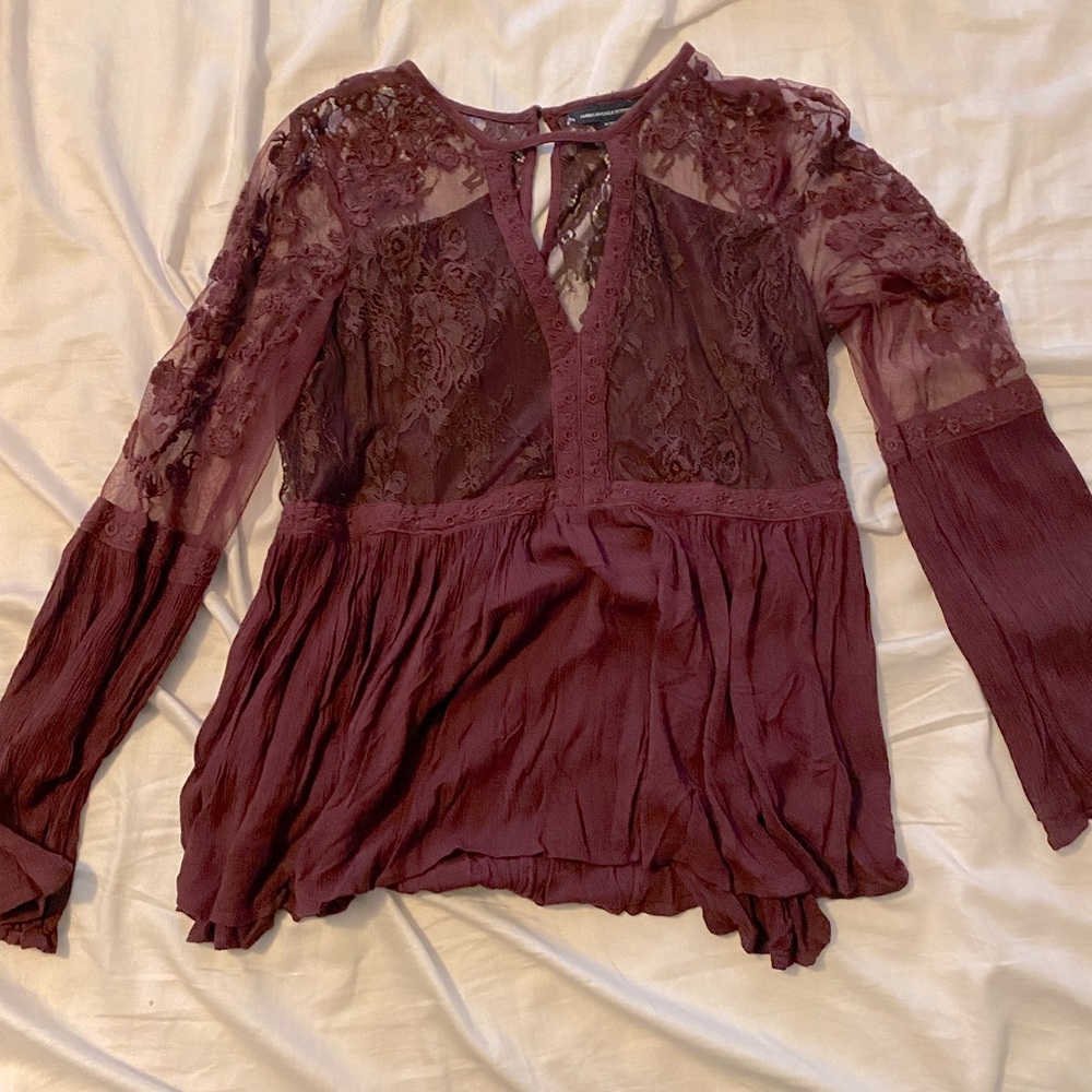American Eagle maroon lace blouse. Long sleeve. Size medium.